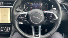 Jaguar F-Pace 2.0 D200 R-Dynamic Black 5dr Auto AWD Diesel Estate